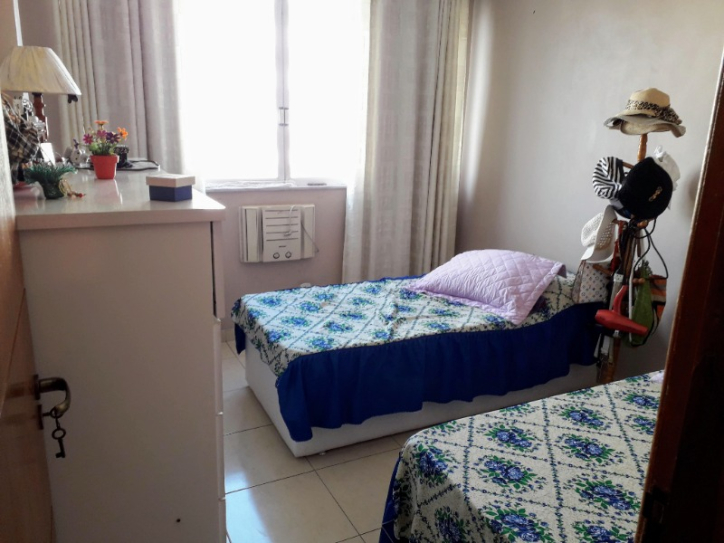 Apartamento à venda com 2 quartos, 70m² - Foto 4