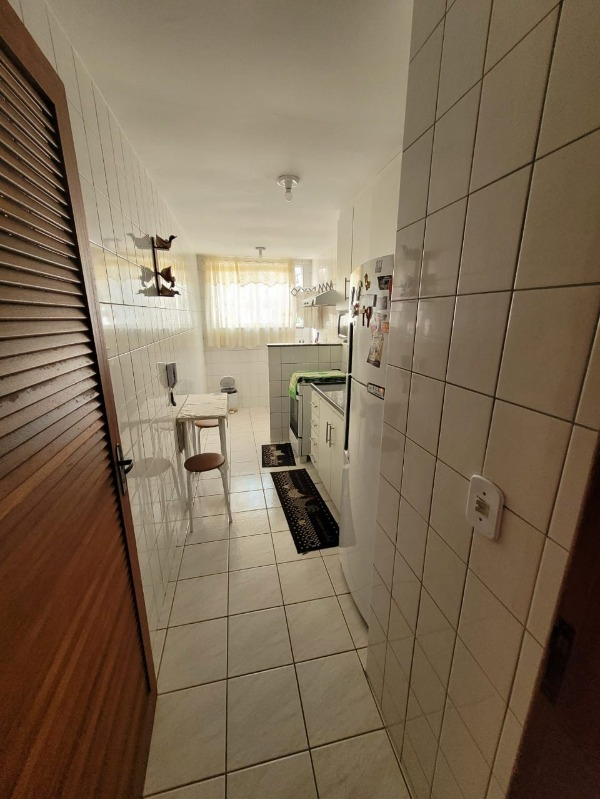 Apartamento à venda com 2 quartos, 69m² - Foto 5