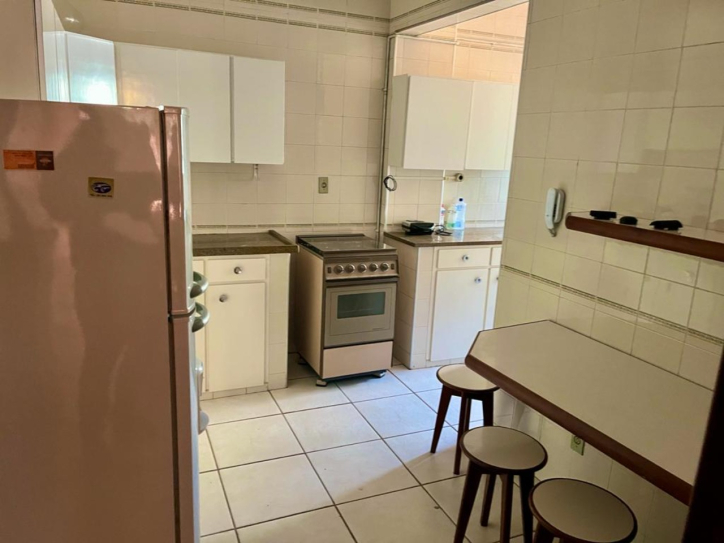 Apartamento à venda com 3 quartos, 120m² - Foto 4