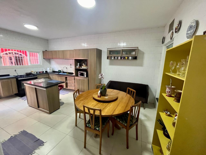 Sobrado à venda com 7 quartos, 397m² - Foto 6