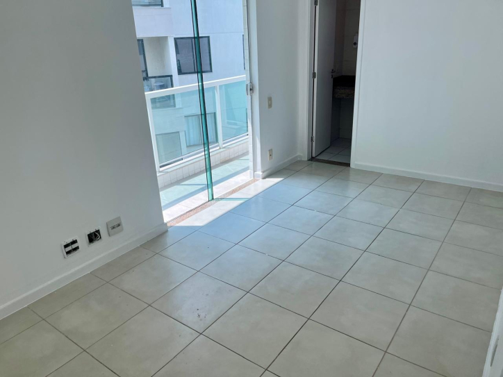 Cobertura à venda com 3 quartos, 200m² - Foto 4