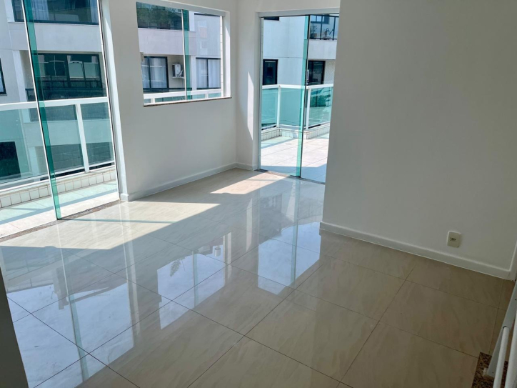 Cobertura à venda com 3 quartos, 200m² - Foto 11